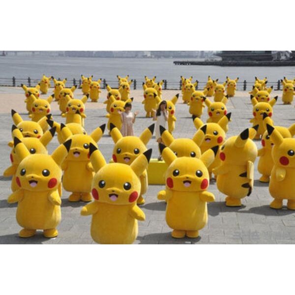 Giant Pikachu Cosplay Halloween Costume